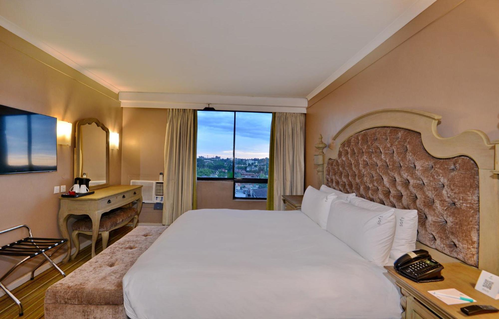 Hotel - By Ihg Harare